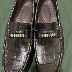 Salvatore Ferragamo Leather Loafer shoes