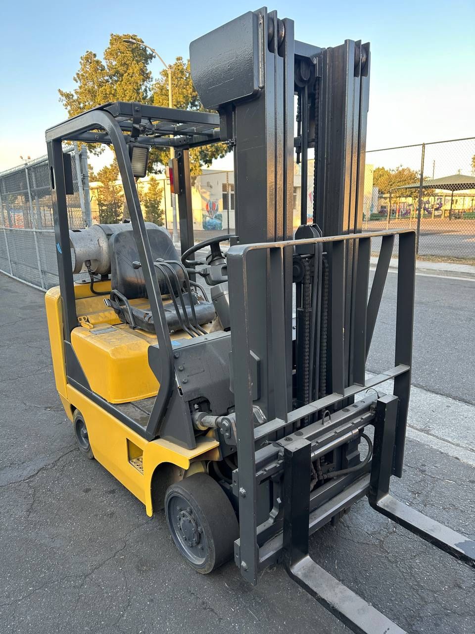 FORKLIFT PRICE DROP!! WARRANTY!!