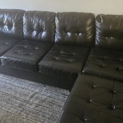 Sectional Sofa- Black