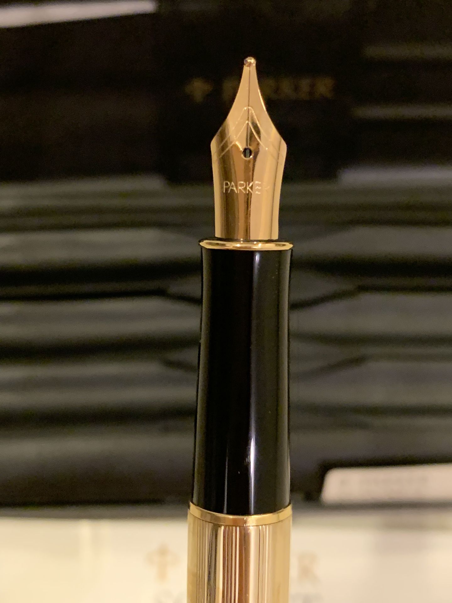 Parker Sonnet Fountain Pen 14Kt Dimonite High Luster Gold