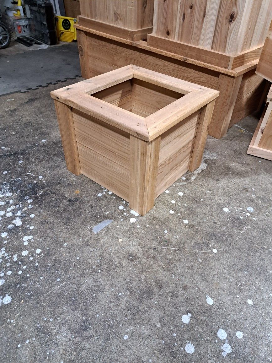 12" X 12" X 12" Western Red Cedar Planters