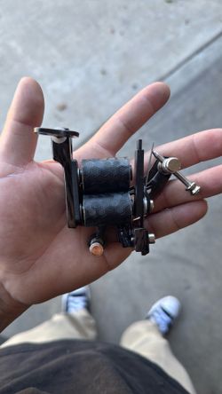 Tattoo machine/supplies