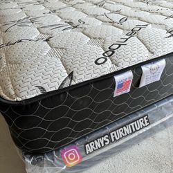 Bamboo Top 🔝  10” Inches thick  Very Good Quality  FULL Size Mattress (Mattress Only)  Boxspring Available for little more  Other sizes available  ~>