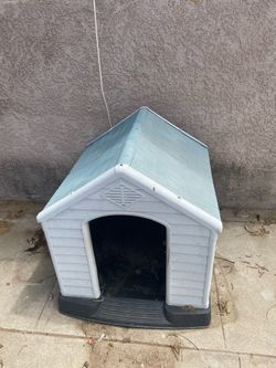 Dog house