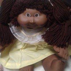 Vintage Cabbage Patch Doll Collector's 