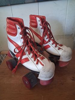 Womans Vintage Red and White Roller Skates Size 7/1/2