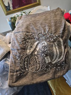 2 Table runner