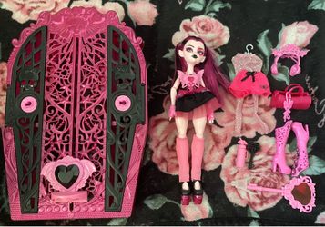 Draculaura skulltimate secret