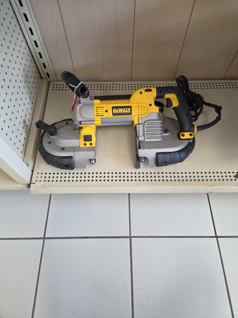 Dewalt Corded Variable Speed Band Saw
