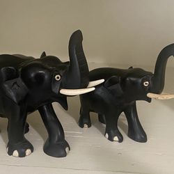 Vintage Ebony Wood Elephants Sculpture Hand Carved