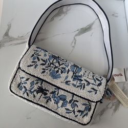 White and Blue Palm Tree Beaded Purse