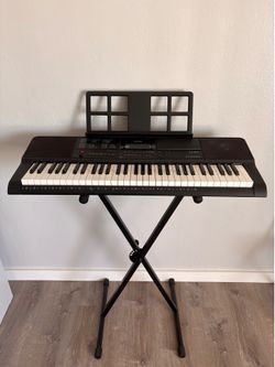Casio CT-X700 Keyboard