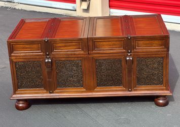 Vintage chest