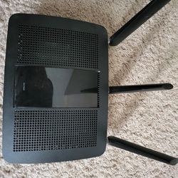 Linksys EA7500 Dual-Band Wi-Fi Router