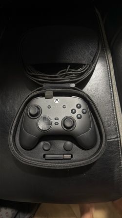 Razer Wolverine V3 Pro Wireless