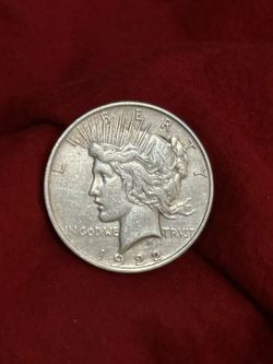 1922 PEACE DOLLAR AU