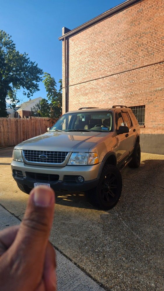 2003 Ford Explorer