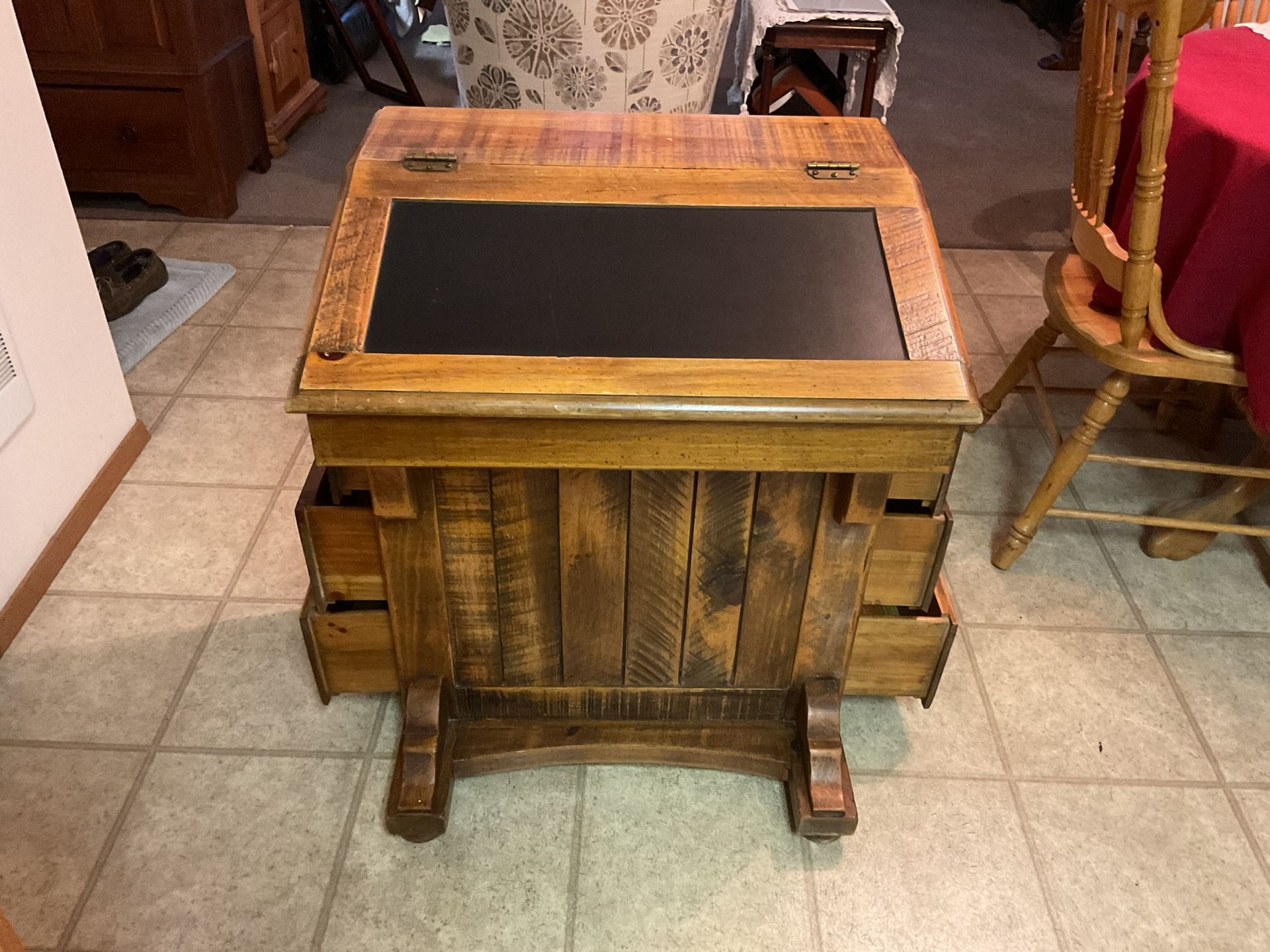 HABERSHAM DIMINUTIVE PINE LIFT TOP DESK: MISSING HUTCH NOW $125 was $225 Final markdown