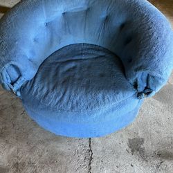 Swivel chair