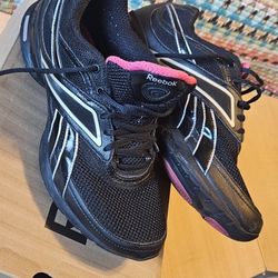 Reebok Easytone Women's Size 10 Black Sneakers