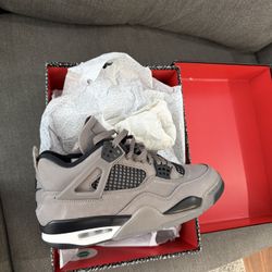 Cave Stone 4 Never Worn 