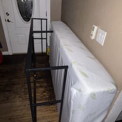 Twin Frame & Mattress 