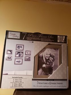 Xmas🎁Brand new large picture frame set❤