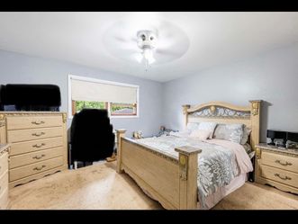 Bedroom set
