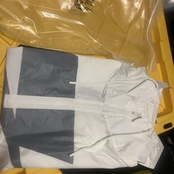 Nike Brand New Wind Breaker Jacket W Tags 