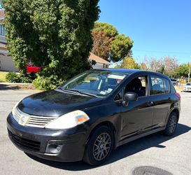 2009 nissan versa