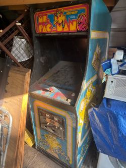 Ms.Pacman vintage arcade game