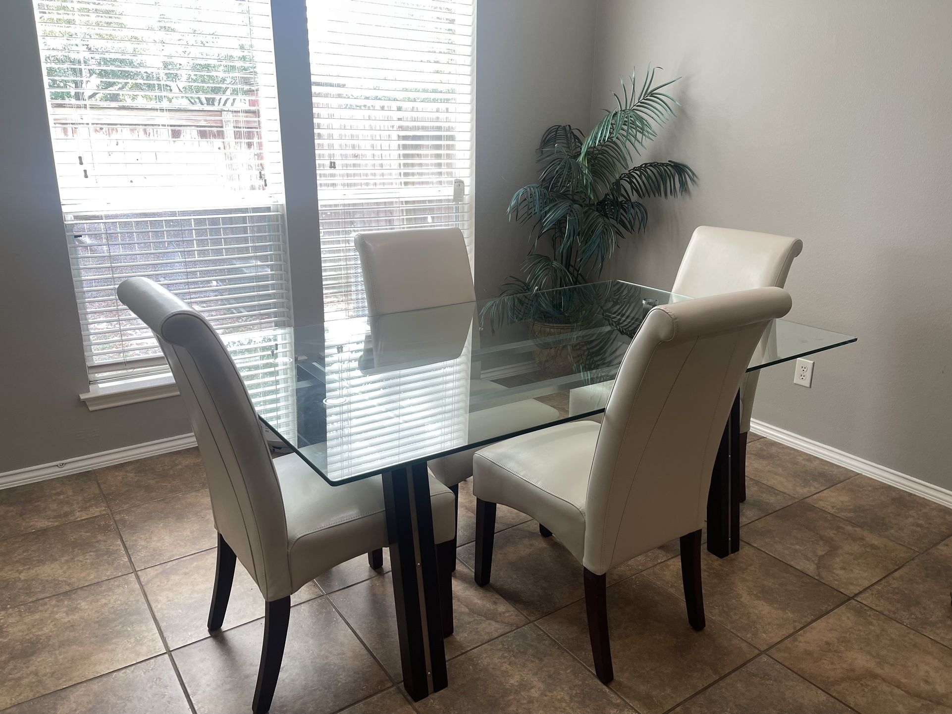 4 Seats Kitchen Table