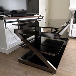 TV Stand Holds Up To 70” Inch TVs 