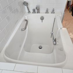 ADA Soaking Bathtub  (No Jets) With Faucit and Pull Out Sprayer ($3,600 NEW)