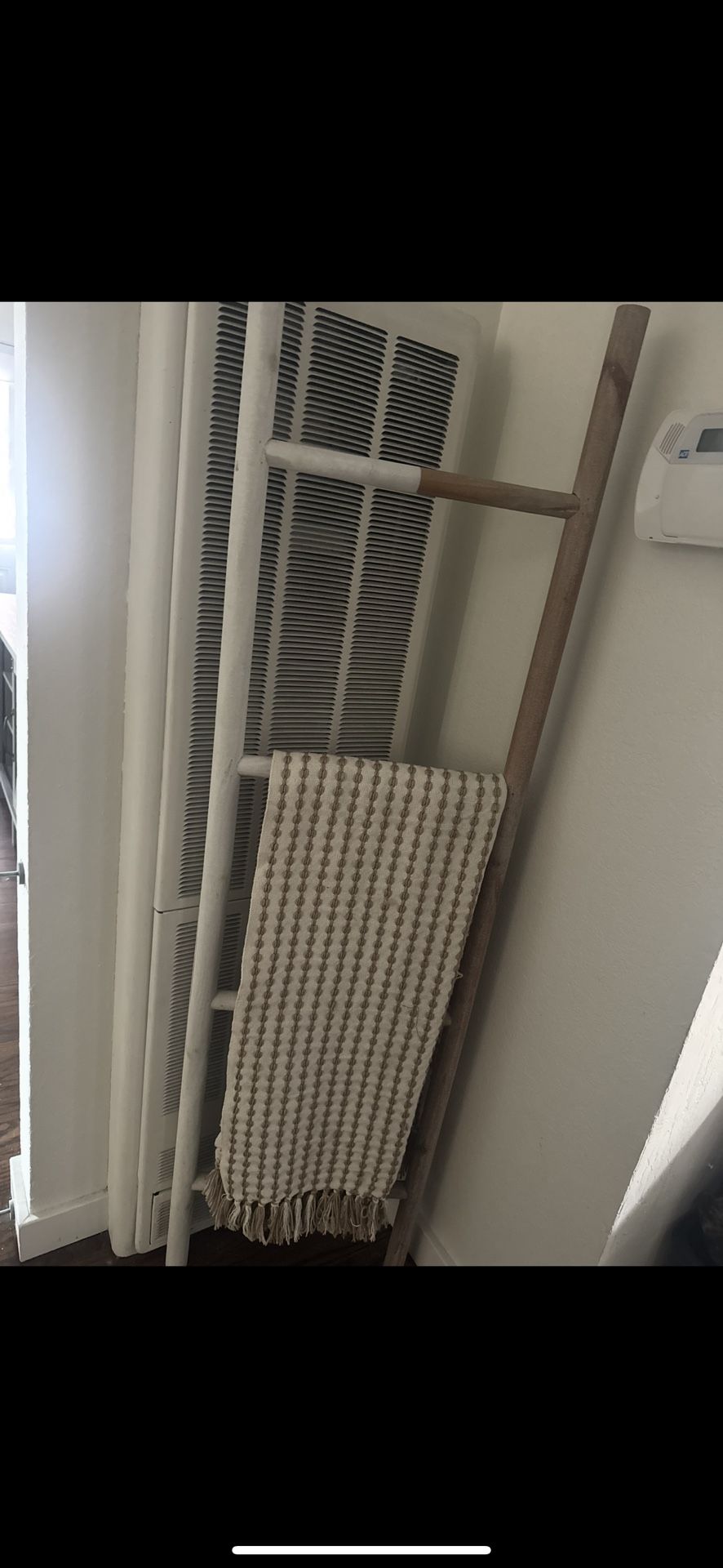 Decorate Blanket Ladder