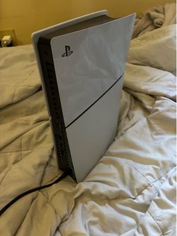 ps5 slim with controller and headset