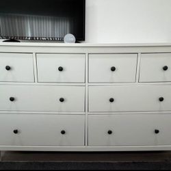 Ikea Hemnes Modern Dresser. Can Deliver If Needed. 