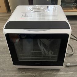Novette Portable Dishwasher (Like New)