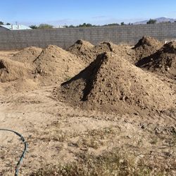 Clean Dirt Available Deliverd 