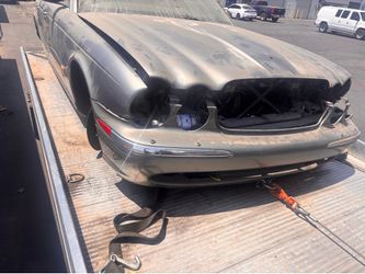 2006 Jaguar XJ8L - Parts For Sale