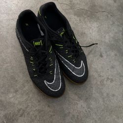 Indoor Soccer Shoes 
