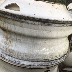 22.5 Steel Rims-used