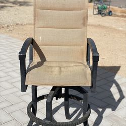 Patio Bar Swivel Chairs 