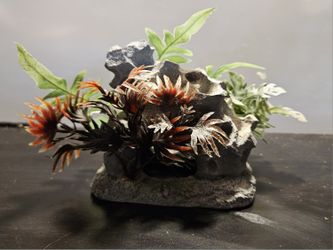 Small Aquarium Decor