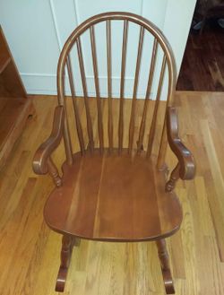 Wood Rocking Chair