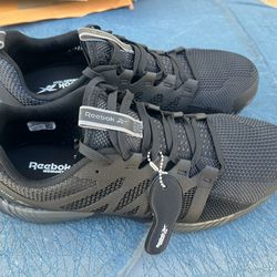 Men’s Fusion Flex Weave/Athletic Works Shoe Size 10