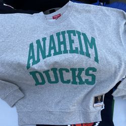 NWT Women’s Anaheim Mighty Ducks Retro NHL Hockey Sweatshirt 