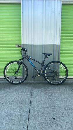 TREK BIKE FOR BOYS