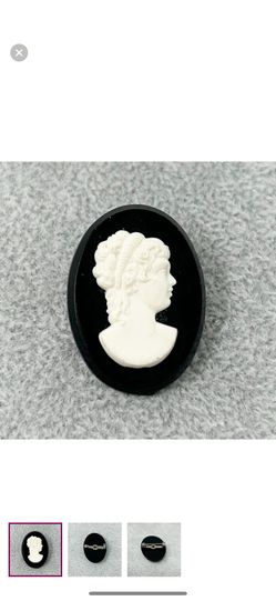 Elegant Black & White Vintage Cameo Brooch