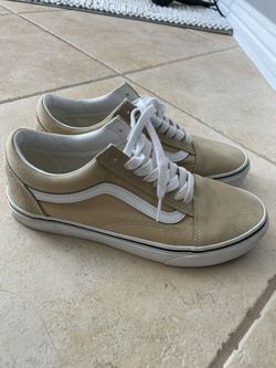 beige suede vans women's 9.5